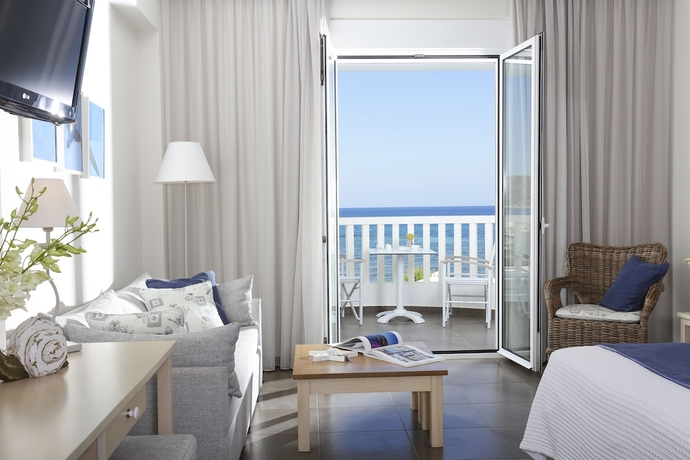 Imagen de la habitación del Hotel Artina Nuovo. Foto 5