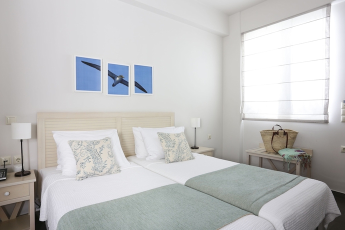 Imagen de la habitación del Hotel Artina Nuovo. Foto 9