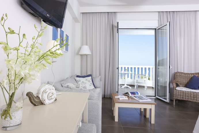Imagen de la habitación del Hotel Artina Nuovo. Foto 14