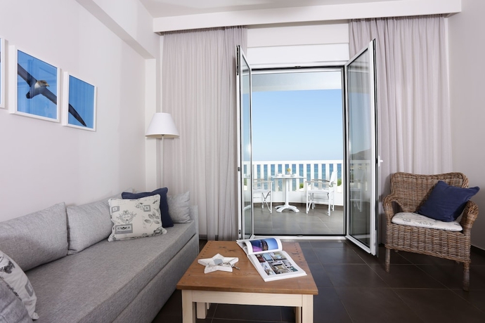 Imagen de la habitación del Hotel Artina Nuovo. Foto 15