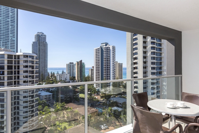 Imagen de la habitación del Hotel Artique Surfers Paradise. Foto 4
