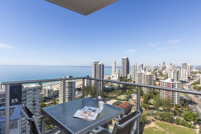 Imagen de la habitación del Hotel Artique Surfers Paradise. Foto 5