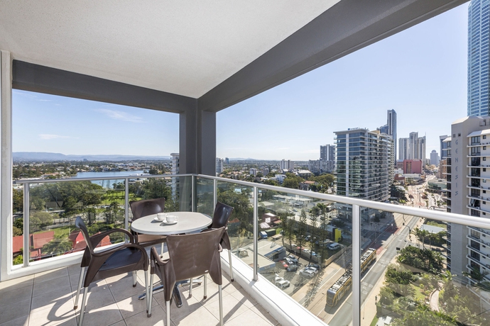 Imagen de la habitación del Hotel Artique Surfers Paradise. Foto 6
