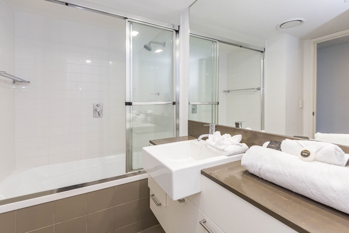Imagen de la habitación del Hotel Artique Surfers Paradise. Foto 7