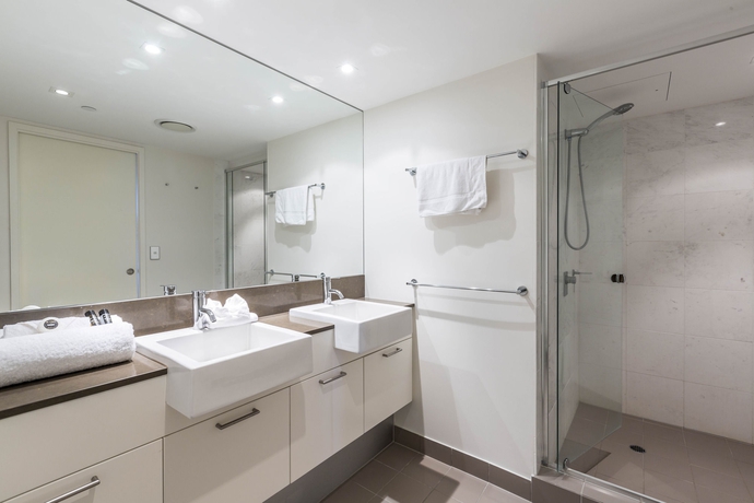 Imagen de la habitación del Hotel Artique Surfers Paradise. Foto 8