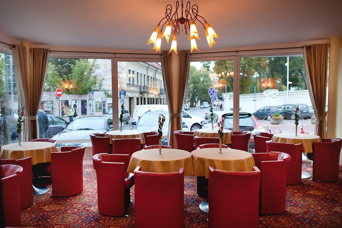 Imagen del bar/restaurante del Hotel Artis Centrum Hotels. Foto 2