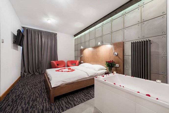 Imagen de la habitación del Hotel Artis Loft. Foto 13