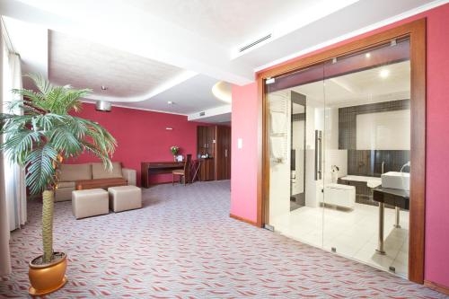 Imagen de la habitación del Hotel Artis and Spa. Foto 8