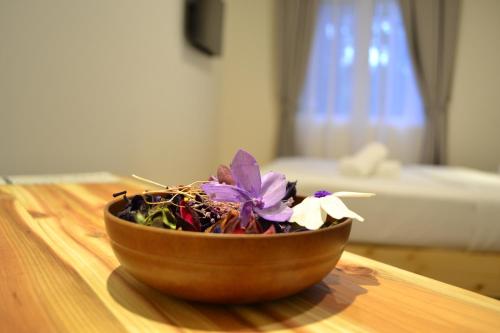 Imagen de la habitación del Hotel Artisan Eco. Foto 8