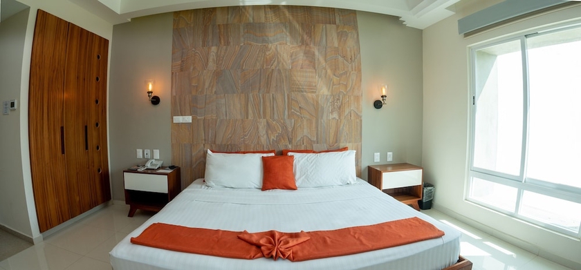 Imagen de la habitación del Hotel Artisan Family Hotels and Resorts Playa Esmeralda. Foto 16