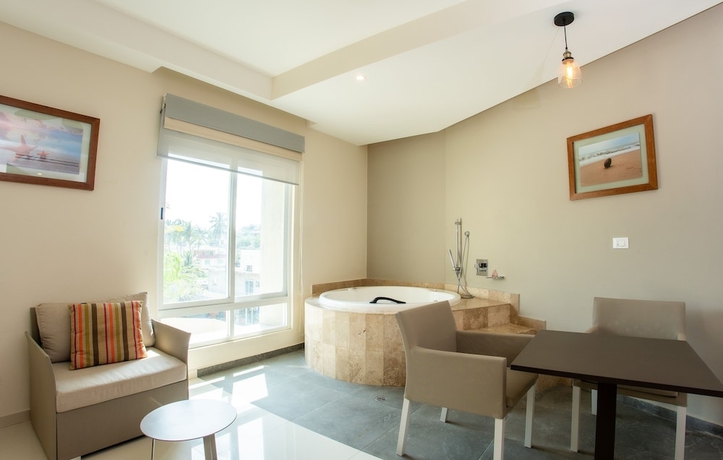 Imagen de la habitación del Hotel Artisan Family Hotels and Resorts Playa Esmeralda. Foto 18