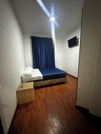 Imagen de la habitación del Hotel Artistico Bogota. Foto 25