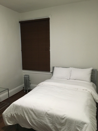 Imagen de la habitación del Hotel Artmar. Foto 11