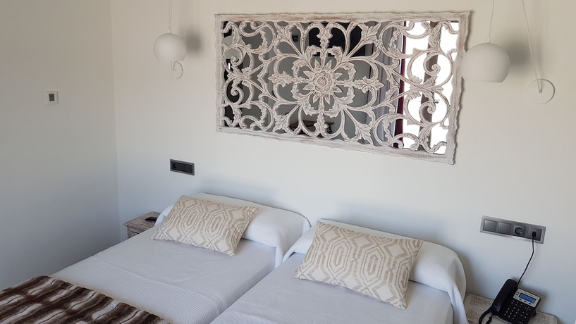 Imagen de la habitación del Hotel Artmonia. Foto 14