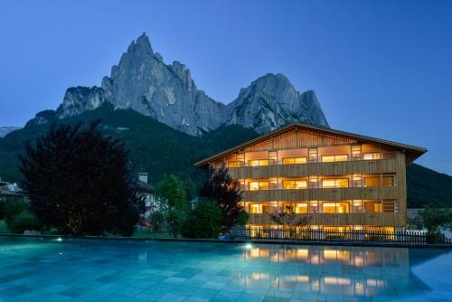 Imagen general del Hotel Artnatur Dolomites. Foto 3