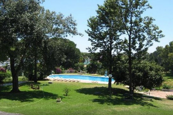 Imagen general del Hotel Artola Golf. Foto 2