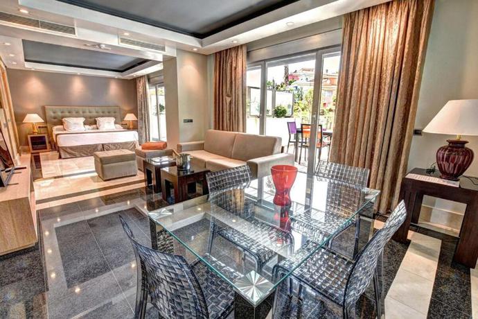 Imagen de la habitación del Hotel Artplatinum Suites and Apartments. Foto 7