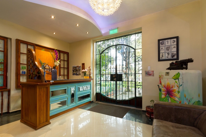 Imagen de los interiores del Hotel Artplaza. Foto 15