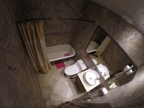 Imagen de la habitación del Hotel Artplaza. Foto 13