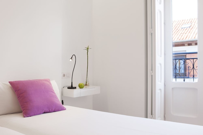 Imagen de la habitación del Hotel Artrip. Foto 13