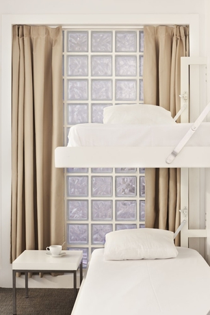 Imagen de la habitación del Hotel Artrip. Foto 15