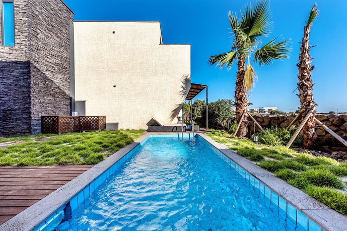 Imagen de la habitación del Hotel Arts Spa and Poolvilla. Foto 6