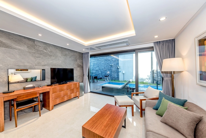 Imagen de la habitación del Hotel Arts Spa and Poolvilla. Foto 9