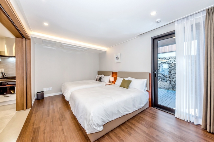 Imagen de la habitación del Hotel Arts Spa and Poolvilla. Foto 15