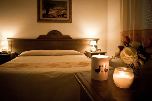 Imagen de la habitación del Hotel Artu. Foto 5
