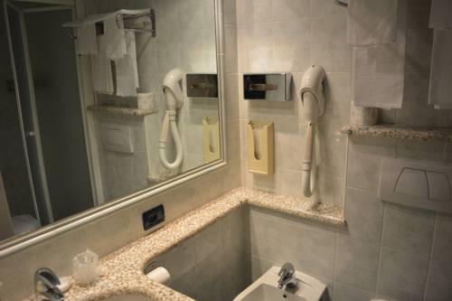 Imagen de la habitación del Hotel Artuà and Solferino. Foto 11