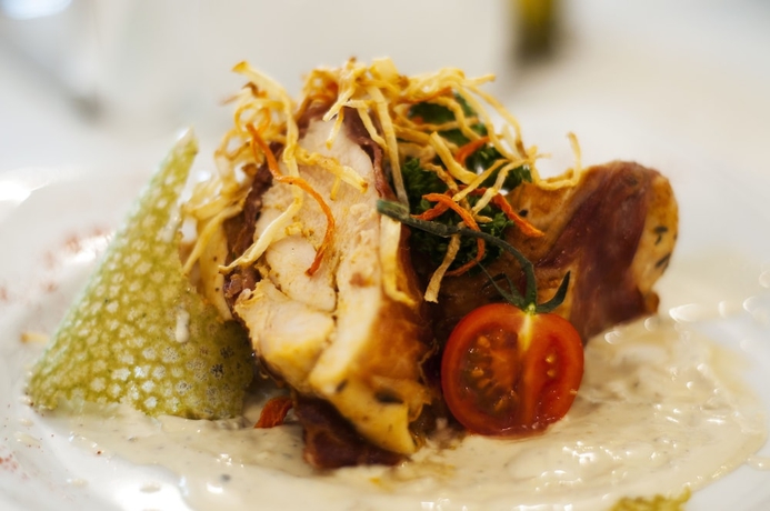 Imagen del bar/restaurante del Hotel Artur. Foto 5