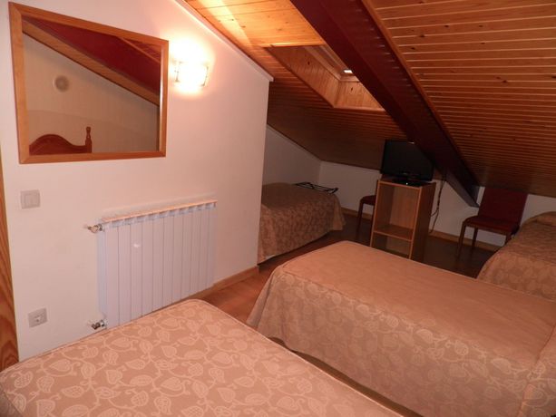 Imagen de la habitación del Hotel Arturo. Foto 7