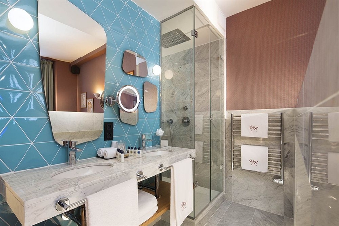 Imagen de la habitación del Hotel Artus, París. Foto 7