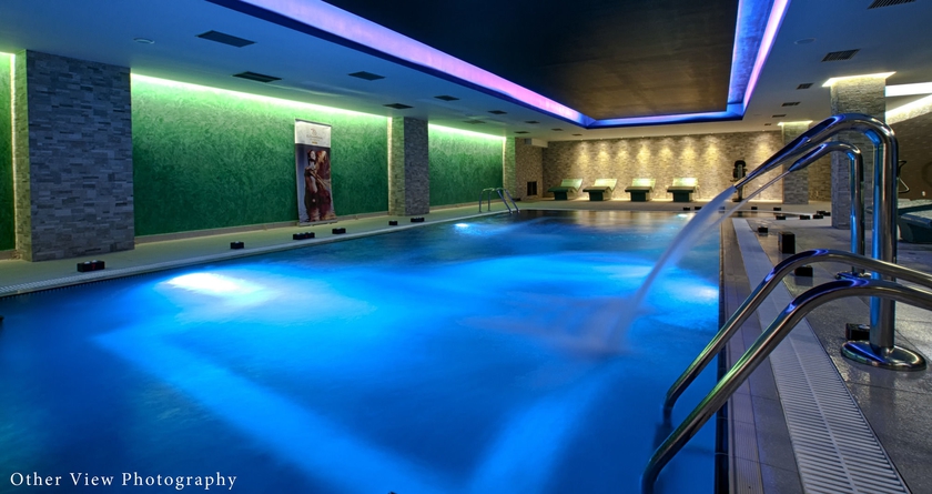 Imagen de la piscina del Hotel Arty Grand. Foto 16