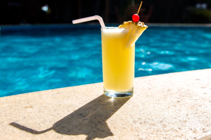 Imagen de la piscina del Hotel Aruanã Eco Praia. Foto 8