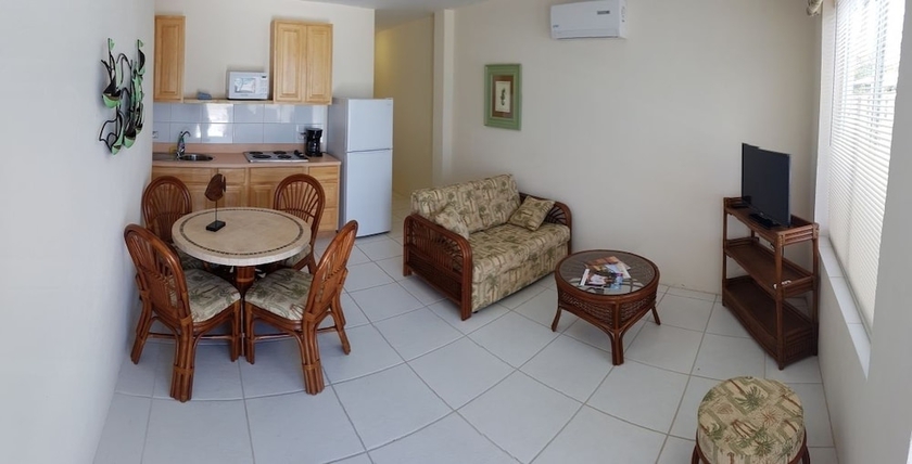 Imagen de la habitación del Hotel Aruba Beach Villas. Foto 8