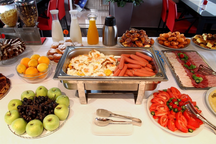 Imagen del bar/restaurante del Hotel Aruba. Foto 2