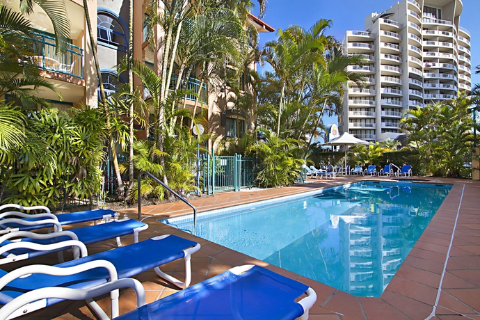 Imagen de la piscina del Hotel Aruba Surf Resort. Foto 13