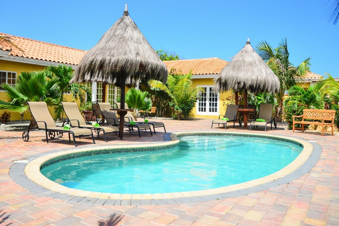 Imagen general del Hotel Aruba Tropic Apartments. Foto 1