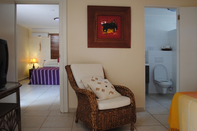 Imagen de la habitación del Hotel Arubiana Inn. Foto 8