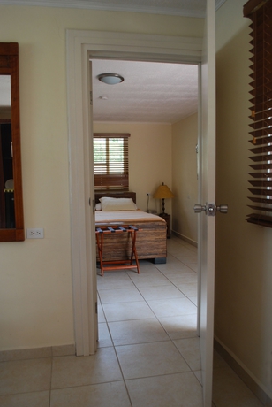 Imagen de la habitación del Hotel Arubiana Inn. Foto 9