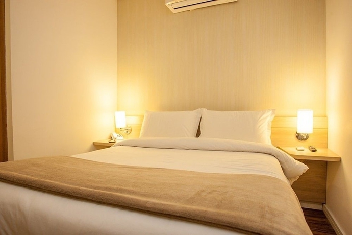 Imagen de la habitación del Hotel Aruj&aacute;. Foto 15