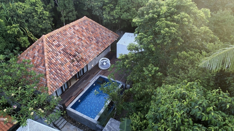 Imagen de los interiores del Hotel Arumdalu Private Resort. Foto 15