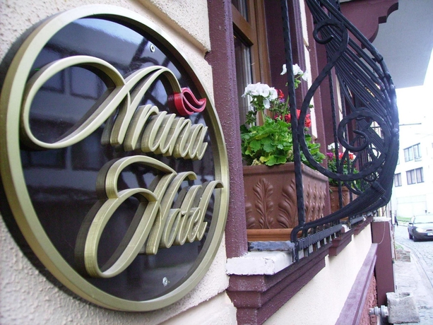 Imagen de los exteriores del Hotel Aruna. Foto 8