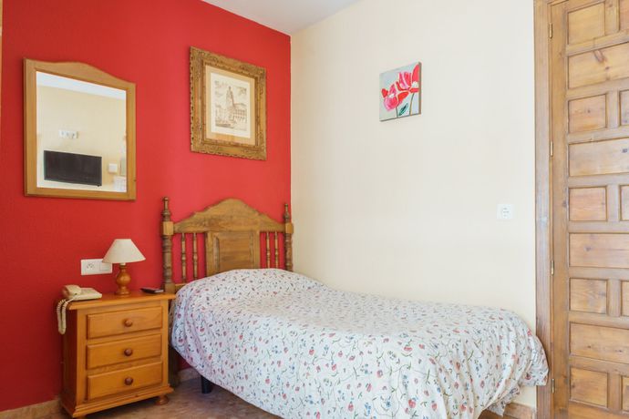 Imagen de la habitación del Hotel Arunda I. Foto 7