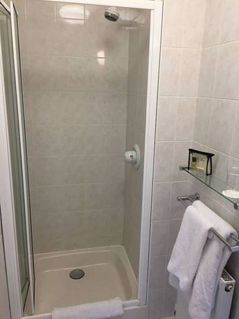 Imagen de la habitación del Hotel Arundel House. Foto 15