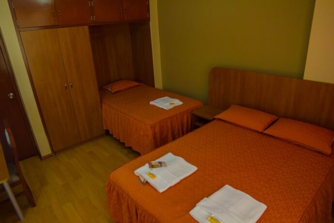Imagen de la habitación del Hotel Arunta. Foto 17
