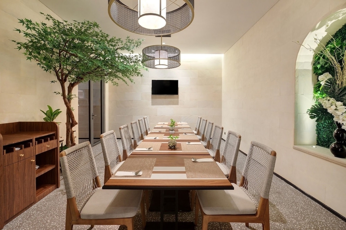 Imagen del bar/restaurante del Hotel Aruss Semarang. Foto 4