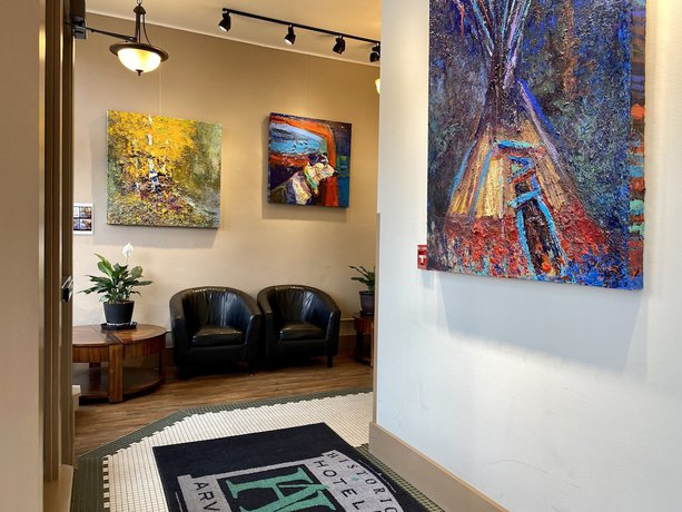 Imagen de los interiores del Hotel Arvon. Foto 19