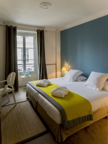 Imagen de la habitación del Hotel Arvor Saint Georges. Foto 9